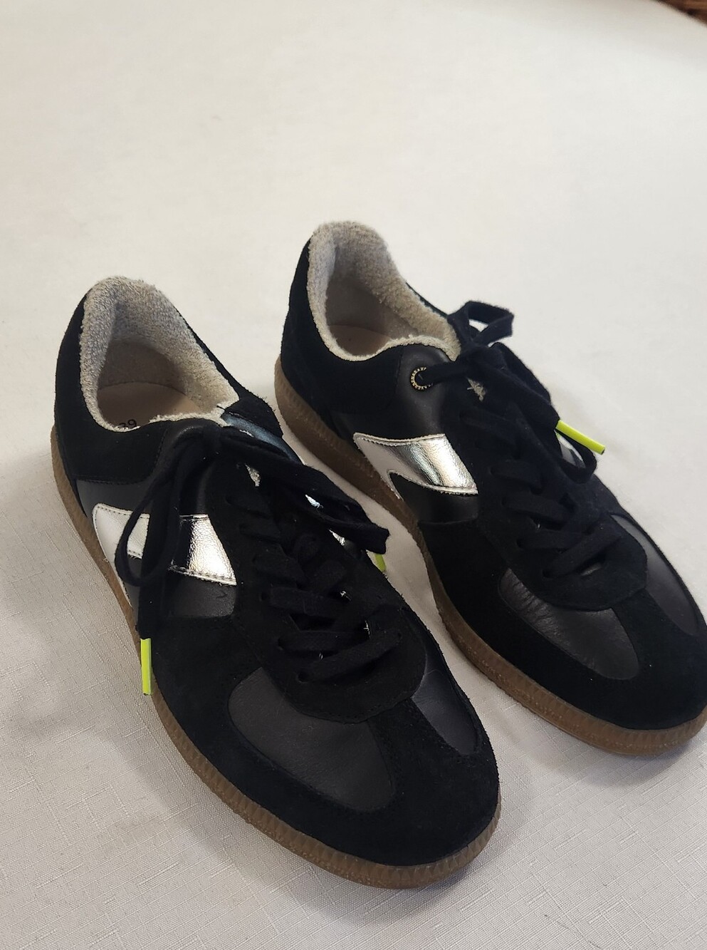 Verbenas Low Cut Black Silver Suede Gum Sole Sneakers. Size 8 (39) - Picture 2 of 9